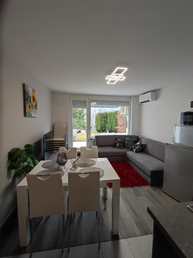 Apartment Mojca ボヴェツ エクステリア 写真
